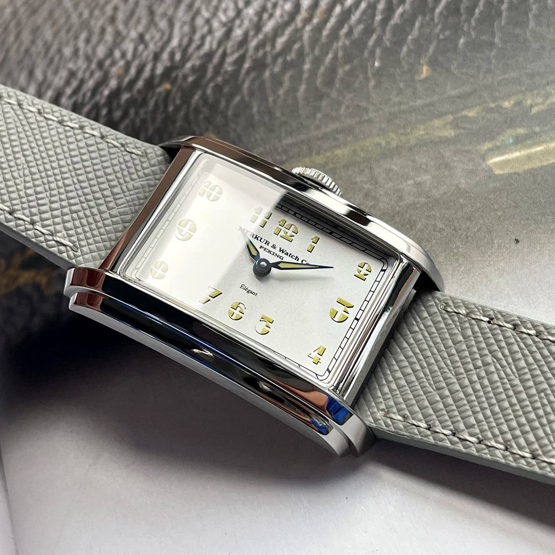MERKUR NH05 Rectangle Retro Automatic Watch – Sapphire, NH05 Movement