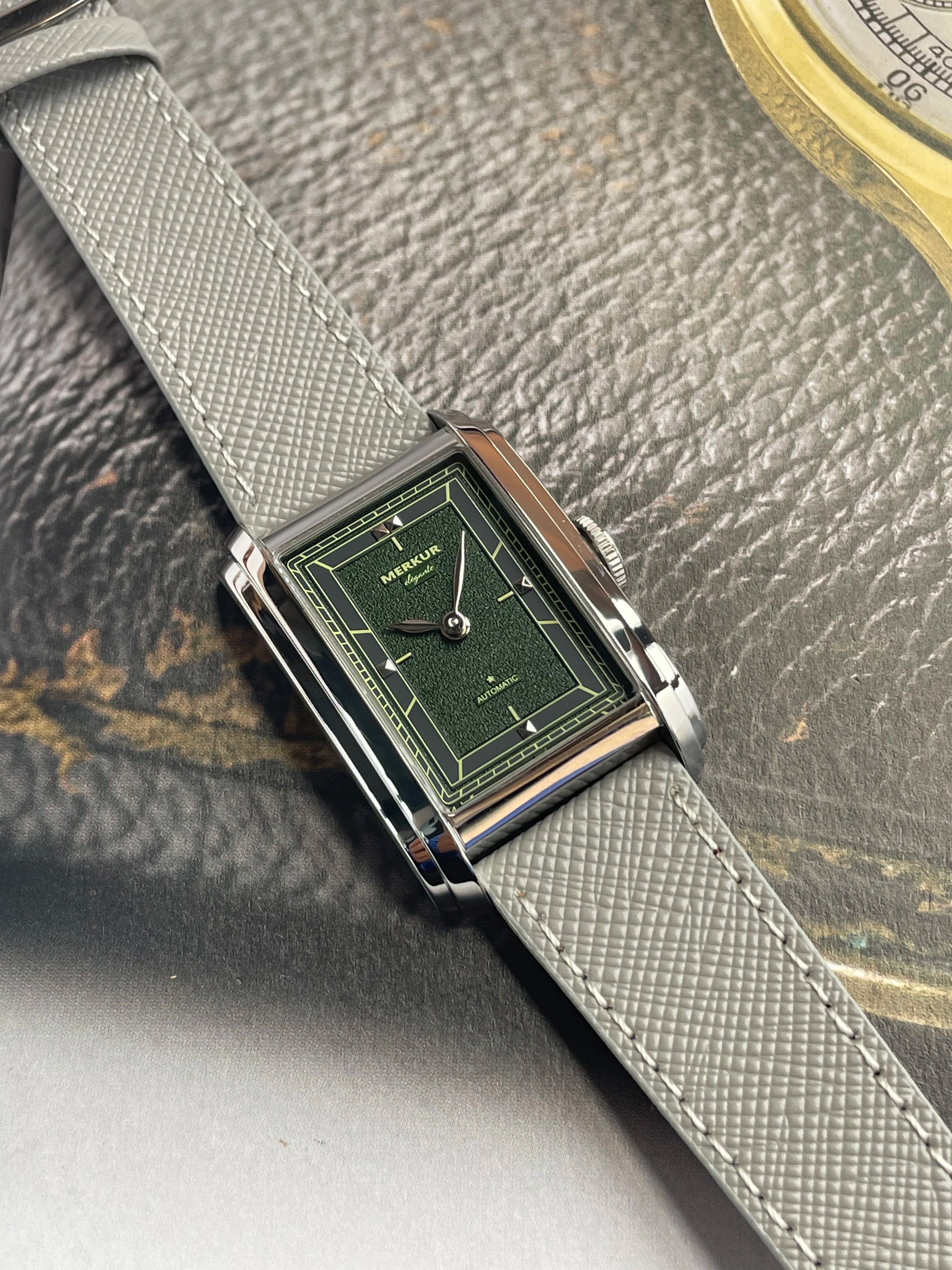 MERKUR NH05 Rectangle Retro Automatic Watch – Sapphire, NH05 Movement