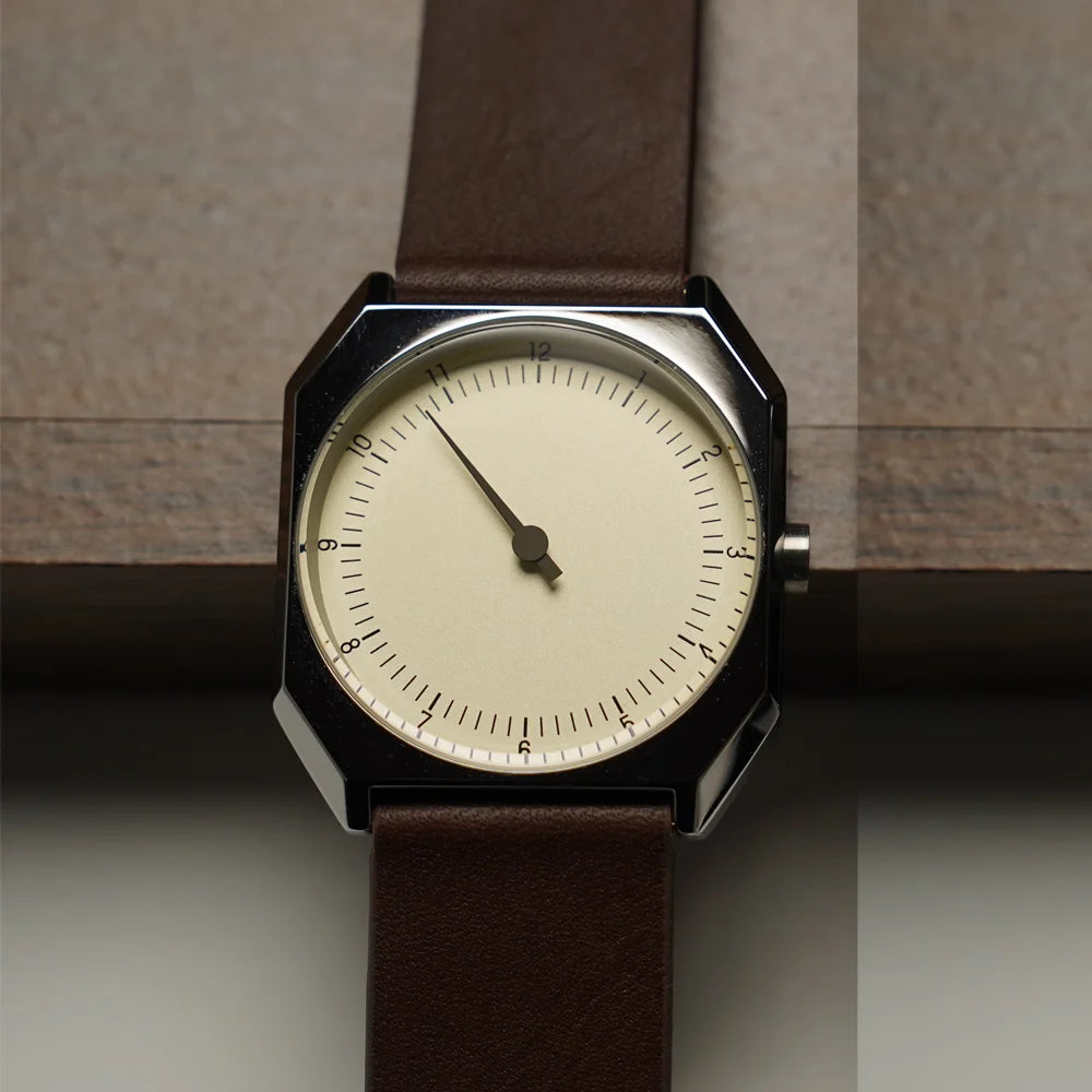 SKU Vintage Slow Watches for Man Luxury Brand High Quality Vintage Style Quartz Rare Watch Unique Design Fashion Wrist Mens Watc